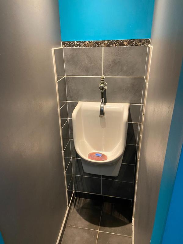 Local commercial - 121 m²