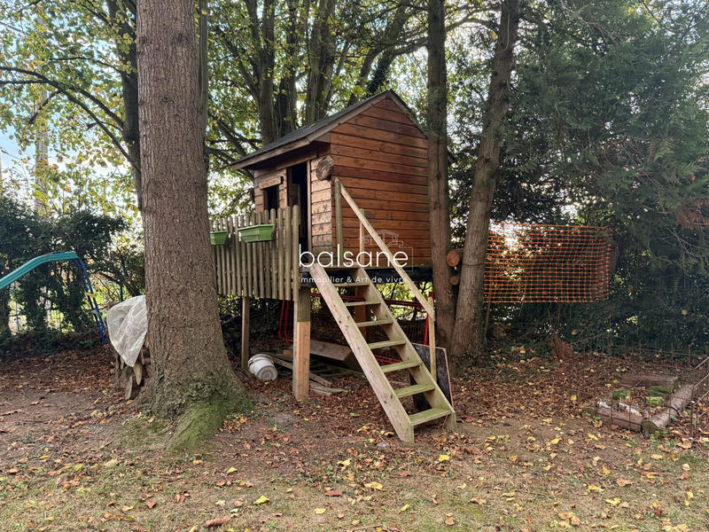 Maison - 226 m² - 8 pièces