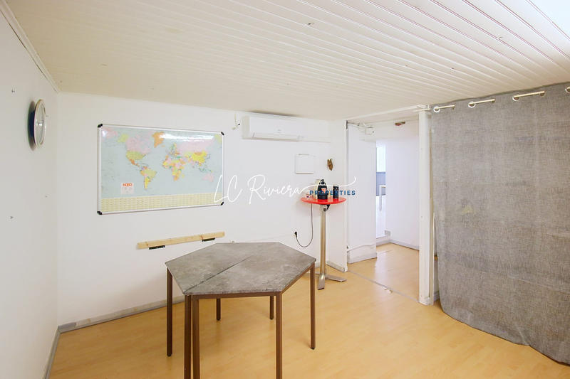 Local commercial - 108 m²