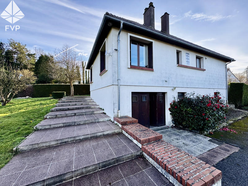 Maison - 111 m² - 4 pièces