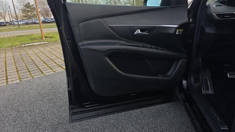 Peugeot 3008 1.5 BlueHDi 130 Eat8 Gt Line - Automatique Toit ouvrant