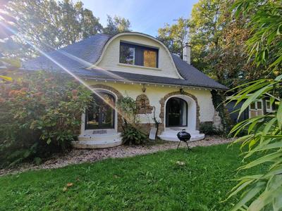 Maison - 167 m² - 4 pièces