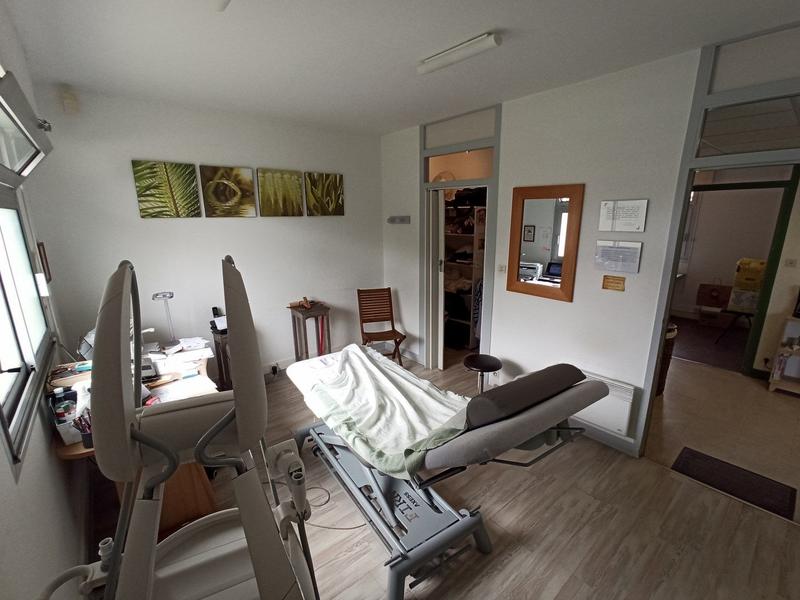 Local commercial - 295 m²