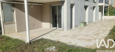 Appartement - 90 m² - 4 pièces