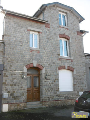 Maison - 140 m² - 6 pièces