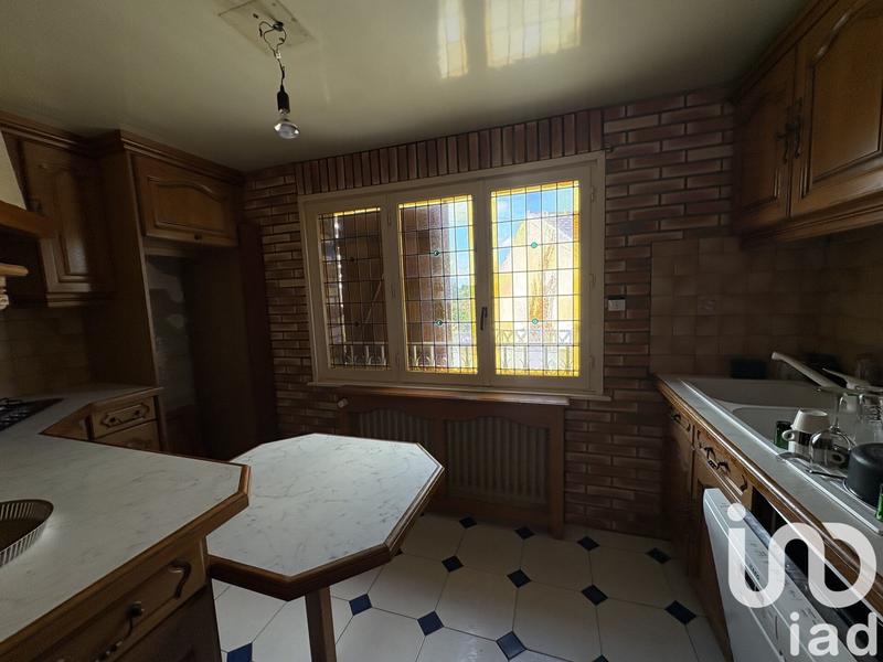 Maison - 268 m² - 14 pièces