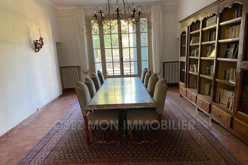 Maison de maîtres - 490 m² - 16 pièces