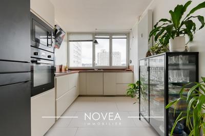 Appartement - 82 m² - 4 pièces