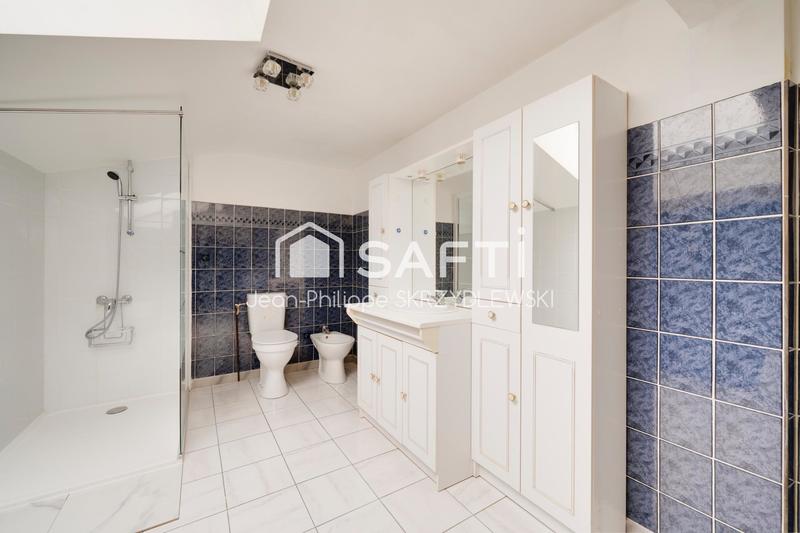 Maison - 143 m² - 6 pièces