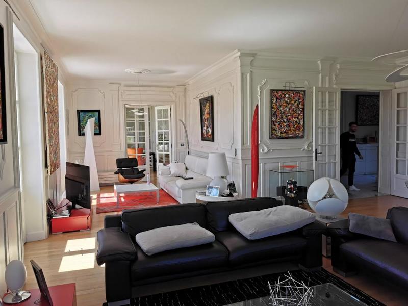 Maison de maîtres - 320 m² - 10 pièces