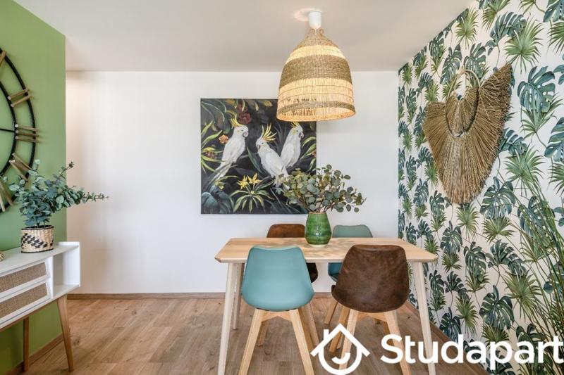 Chambre - 13 m² - 1 pièce