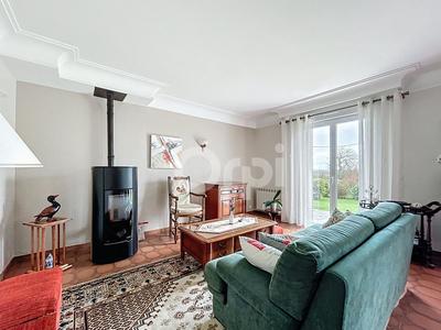 Maison - 141 m² - 5 pièces
