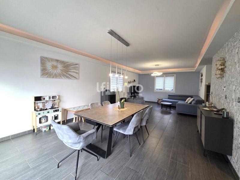 Maison - 138 m² - 6 pièces