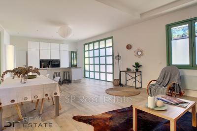 Maison - 102 m² - 4 pièces