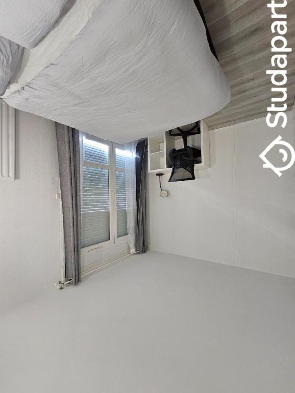 Chambre - 11 m² - 1 pièce