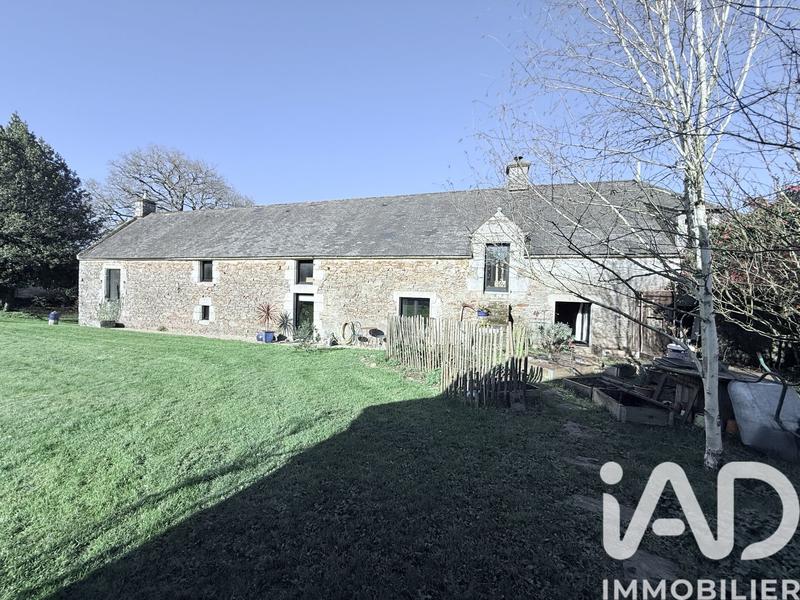 Maison - 367 m² - 11 pièces