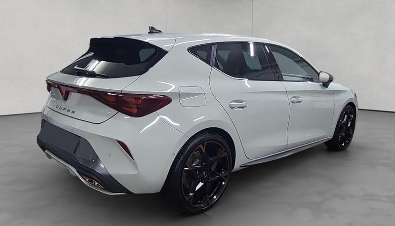 Cupra Leon Extrem 272 Hybride Rechargeable / Camera de Recul Sieges Elec à Memoire Regulateur Distance Keyless Audio Senheiser