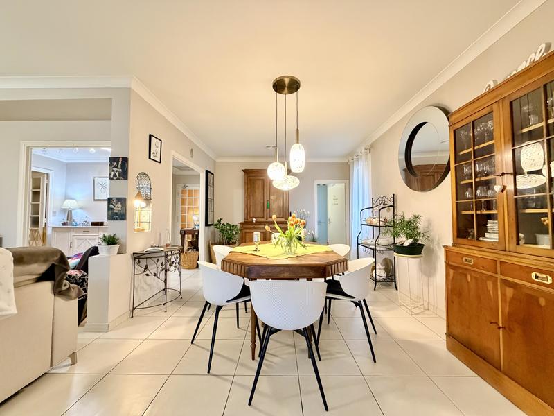 Maison - 148 m² - 6 pièces