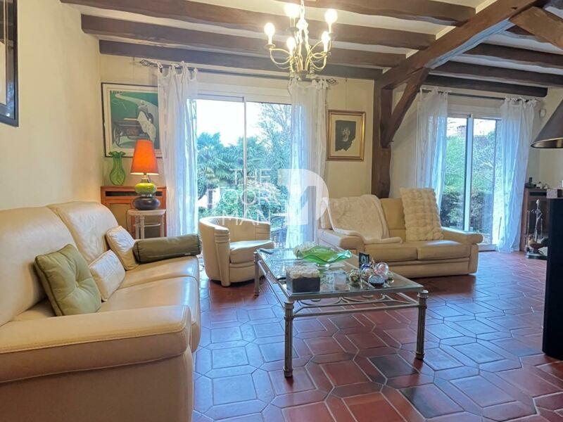 Maison - 157 m² - 5 pièces