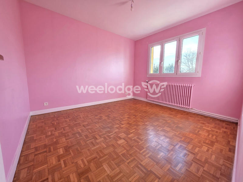 Maison - 80 m² - 5 pièces