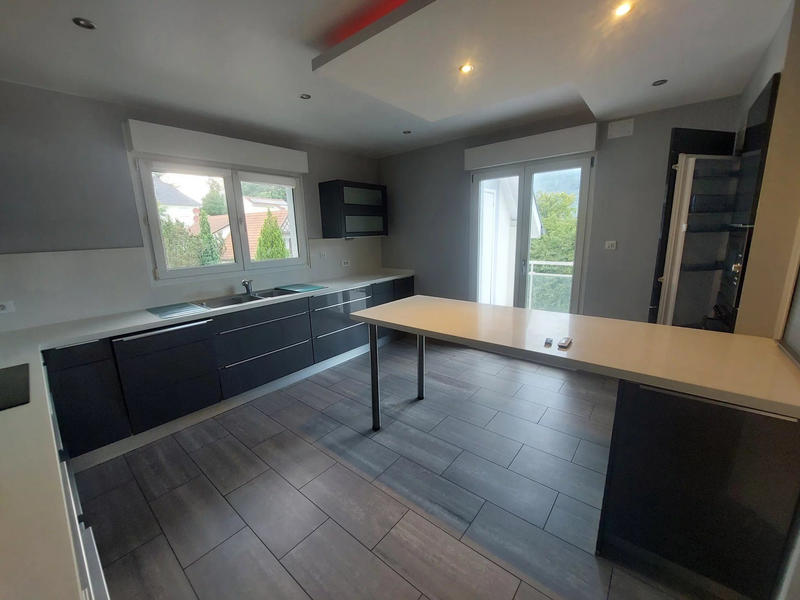 Maison - 157 m² - 6 pièces