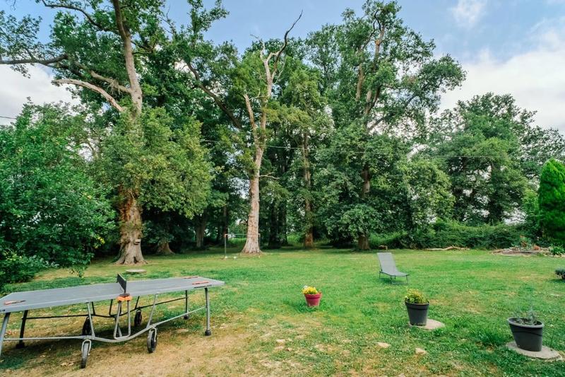 Demeure - 180 m² - 6 pièces