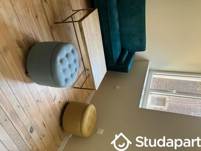 Chambre - 12 m² - 1 pièce