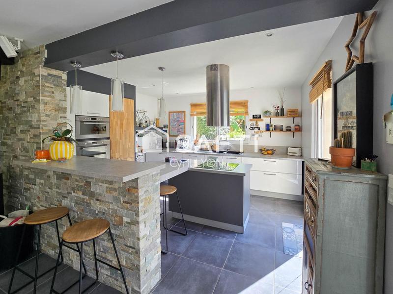 Maison - 139 m² - 5 pièces