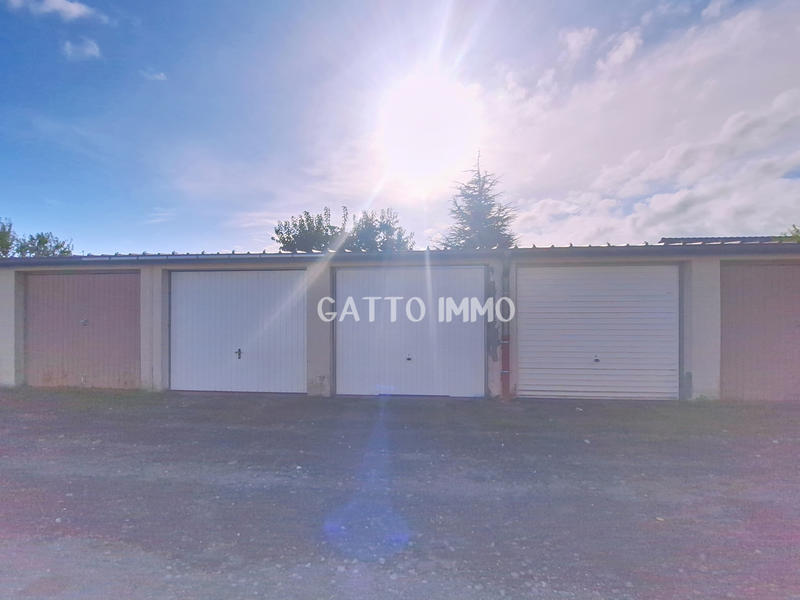 Appartement - 80 m² - 5 pièces