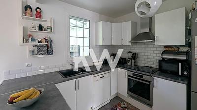 Maison - 138 m² - 6 pièces