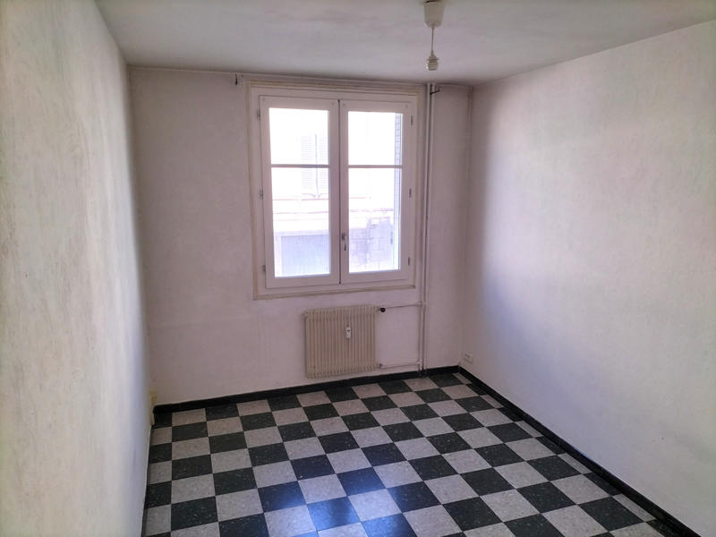 Appartement - 92 m² - 5 pièces