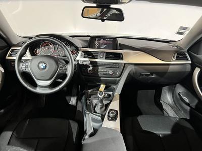 Bmw Série 4 (F32) 420d 184 Ch Coupe Lounge