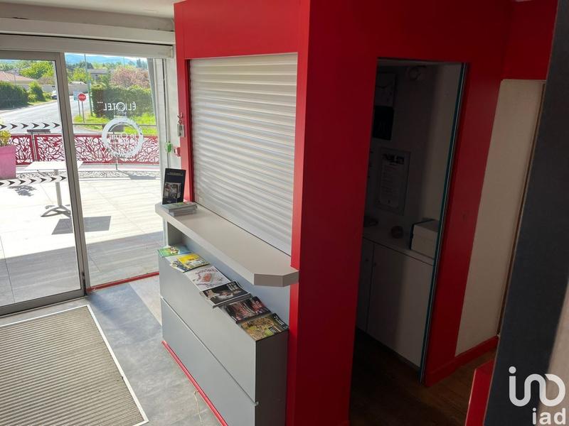 Local commercial - 816 m²