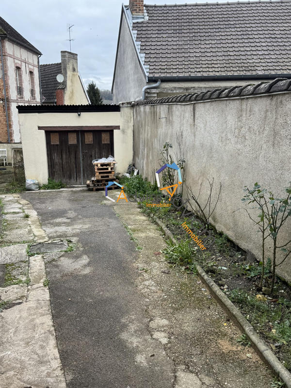 Maison - 85 m² - 5 pièces