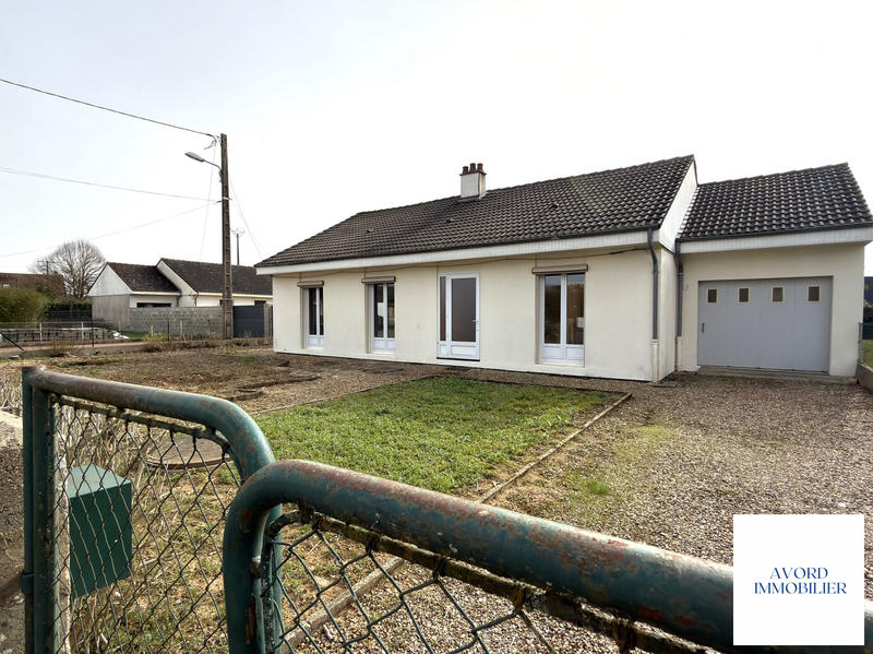 Maison - 95 m² - 5 pièces