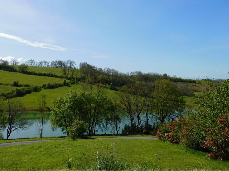 Propriété - 936 m² - 23 pièces