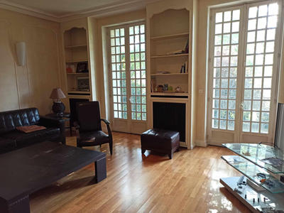 Maison - 171 m² - 6 pièces