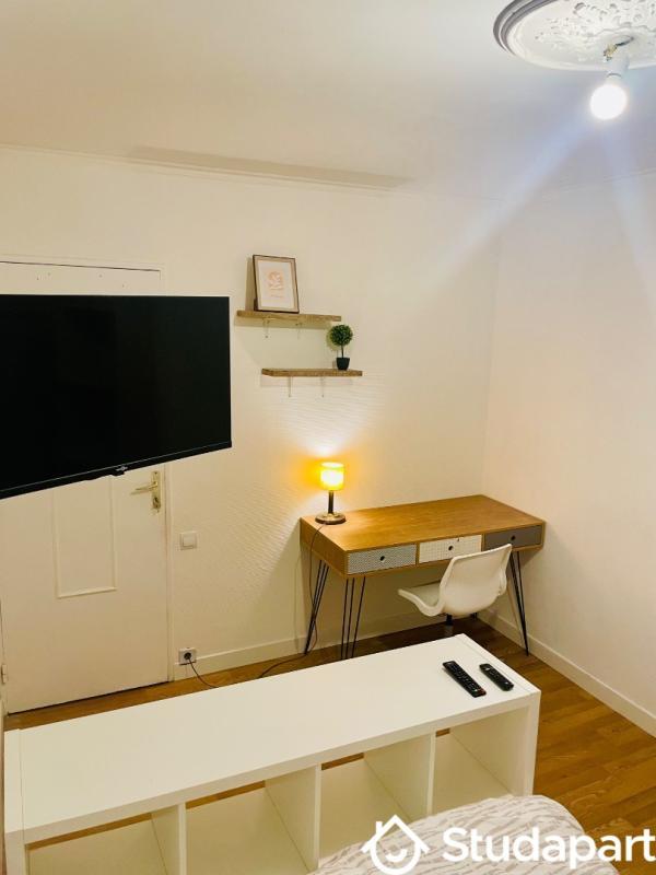 Chambre - 9 m² - 1 pièce