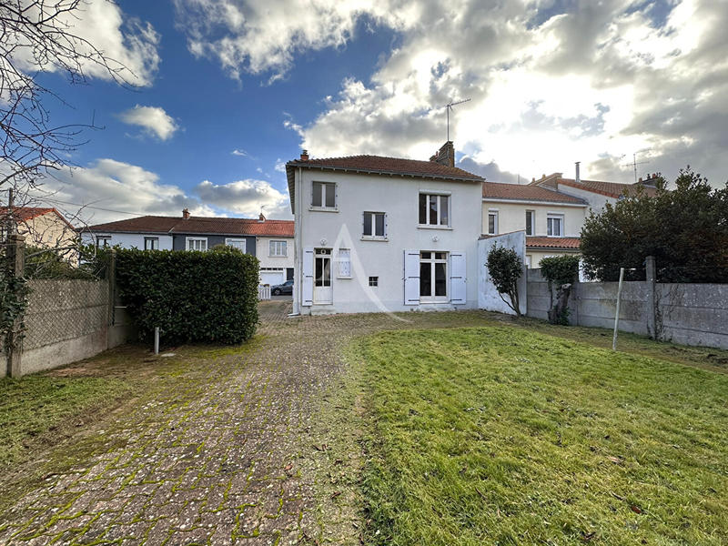 Maison - 107 m² - 5 pièces