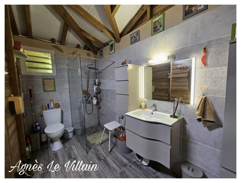 Propriété - 112 m² - 6 pièces