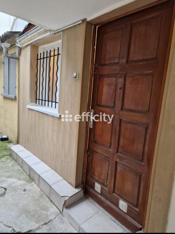 Appartement - 15 m² - 1 pièce