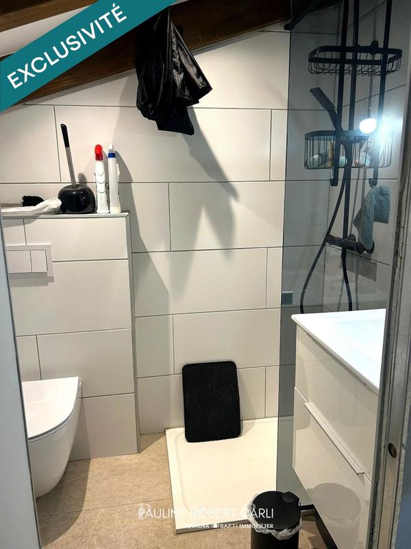 Appartement - 100 m² - 3 pièces