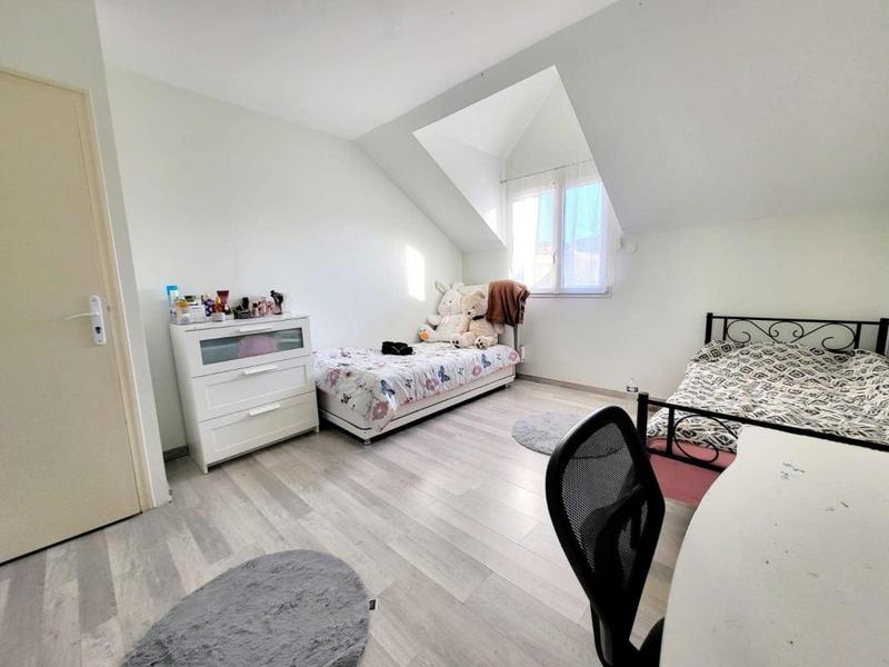Maison - 175 m² - 7 pièces