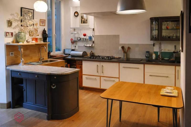 Maison de ville - 140 m² - 8 pièces