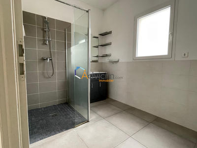 Maison - 94 m² - 4 pièces