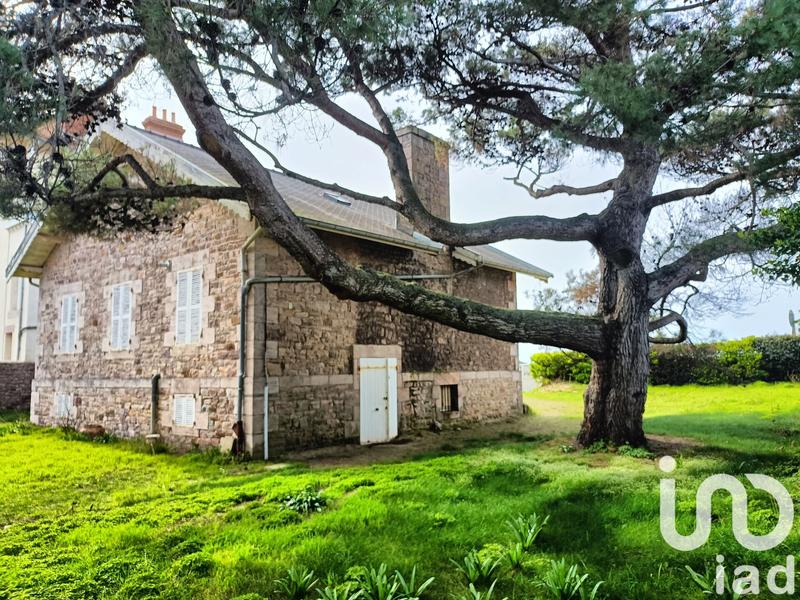 Maison - 180 m² - 6 pièces