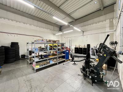 Local commercial - 417 m²