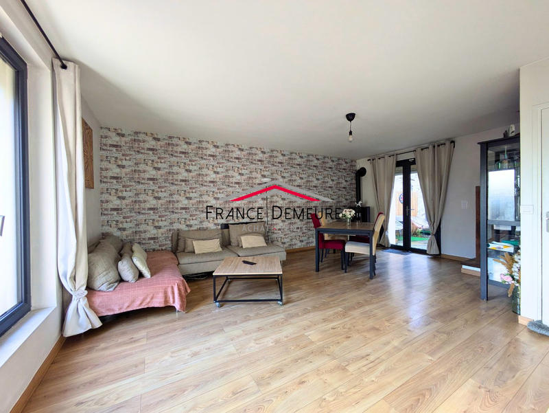 Maison traditionnelle - 108 m² - 5 pièces