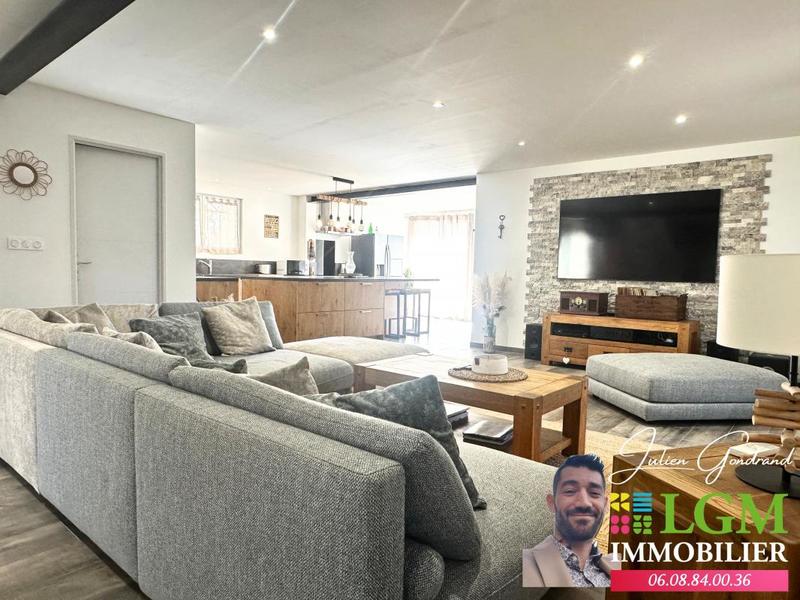 Maison - 194 m² - 6 pièces