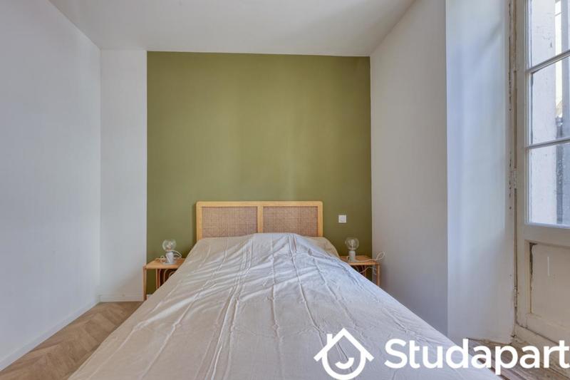 Chambre - 9 m² - 1 pièce